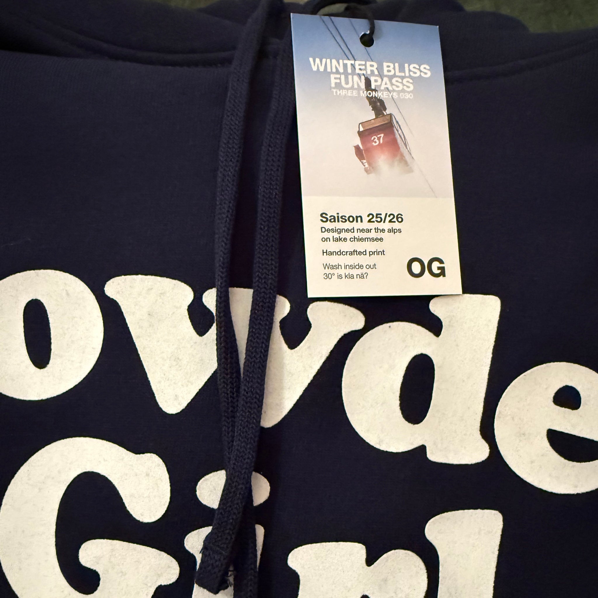 POWDER GIRL HOODIE