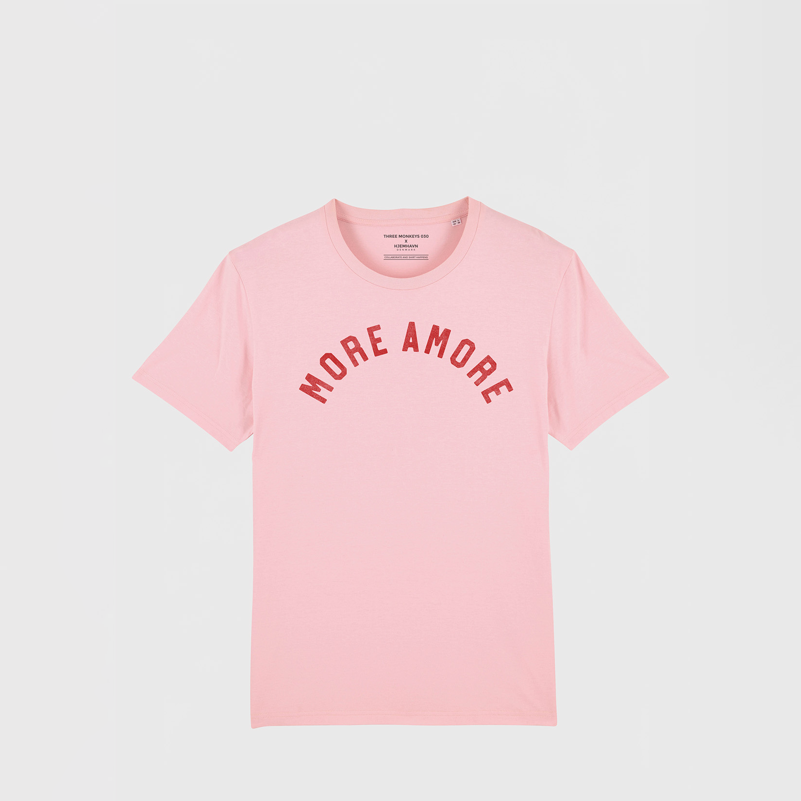 T-Shirt "MORE AMORE" rosa mit roten print, designed by Three Monkeys 030
